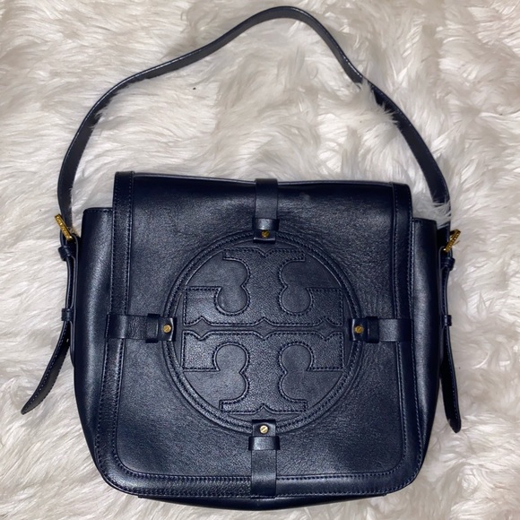 Tory Burch Handbags - Tory Burch Holly Shoulder Bag